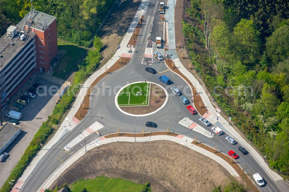 Aerial image Hamm - Traffic management of the roundabout road Kamener Strasse corner Kleine Werlstrasse in Hamm in the state North Rhine-Westphalia, Germany