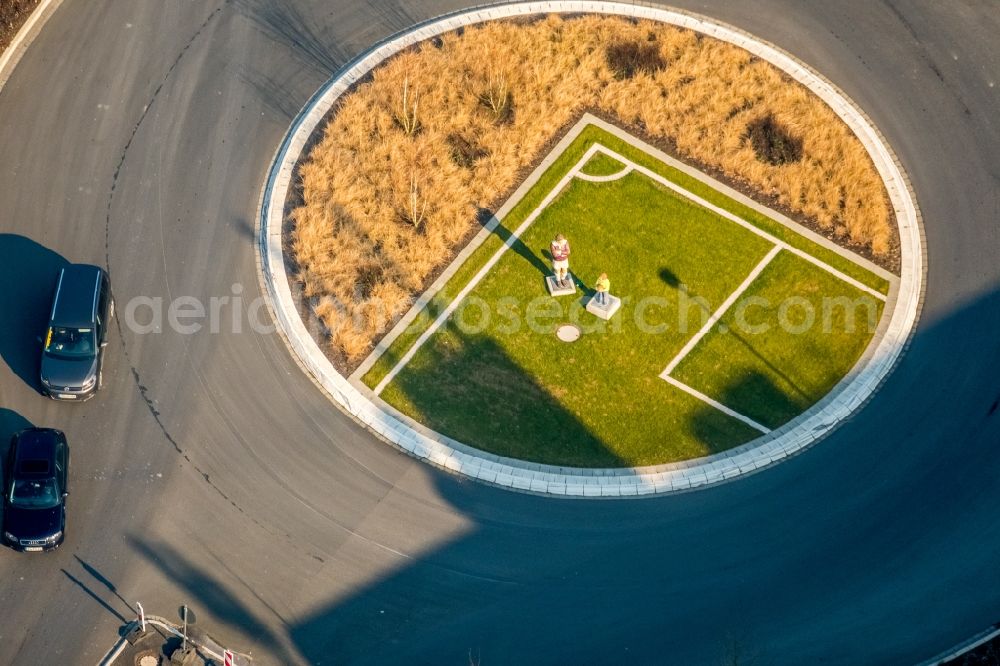 Hamm from the bird's eye view: Traffic management of the roundabout road Kamener Strasse - Kleine Werlstrasse in the district Pelkum in Hamm in the state North Rhine-Westphalia, Germany