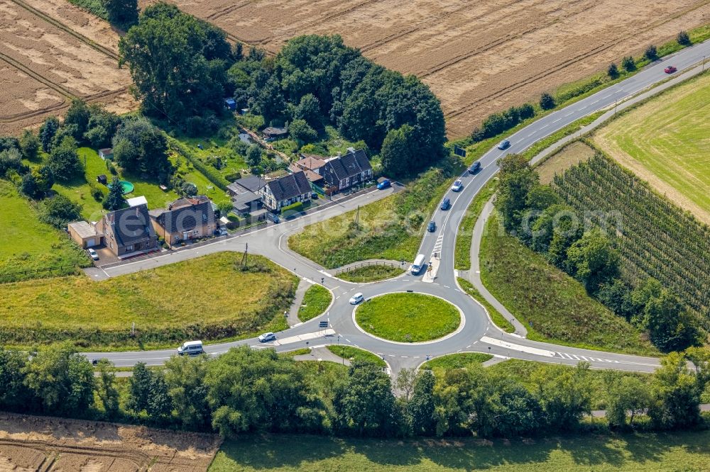 Bergkamen from above - Traffic management of the roundabout road on Luenener Strasse in Bergkamen in the state North Rhine-Westphalia, Germany