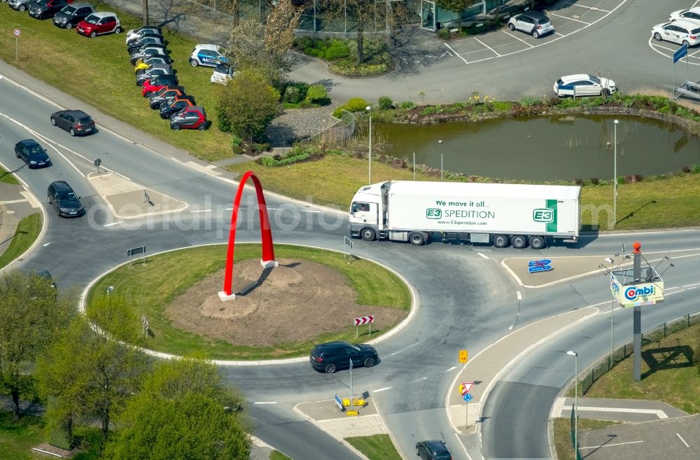 Brilon from the bird's eye view: Traffic management of the roundabout road Moehnestrasse Ostring B7 - B480 in Brilon in the state North Rhine-Westphalia