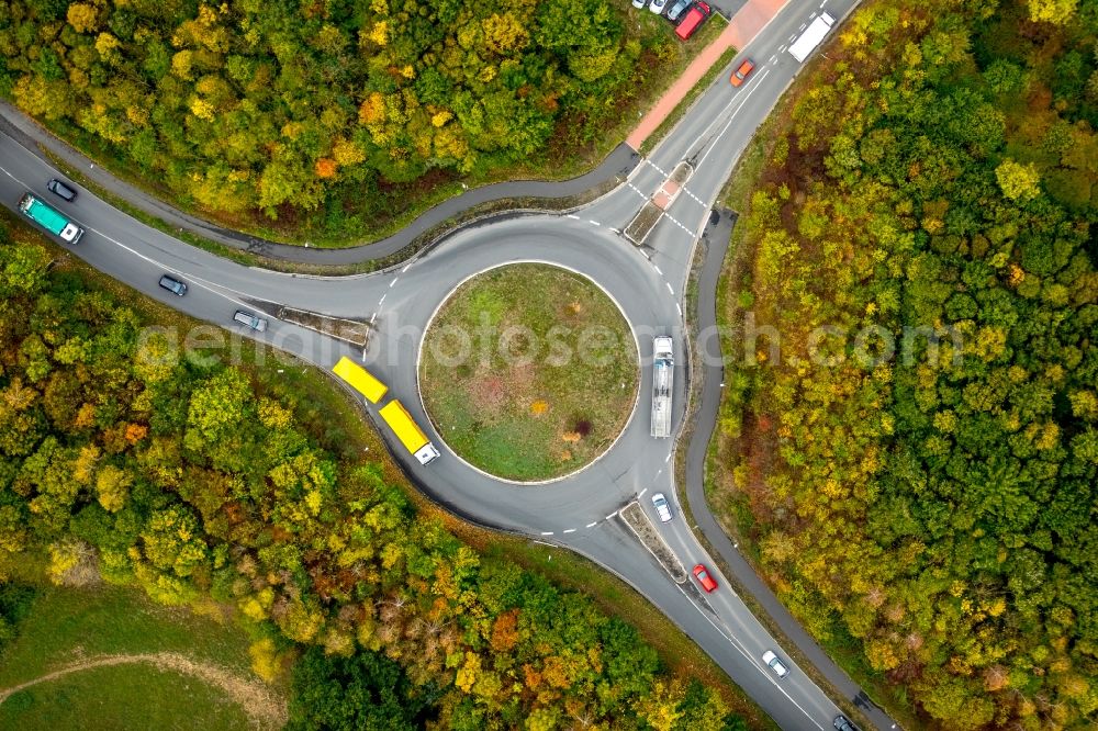 Aerial photograph Bönen - Traffic management of the roundabout road Rhynerner Strasse in Boenen in the state North Rhine-Westphalia, Germany