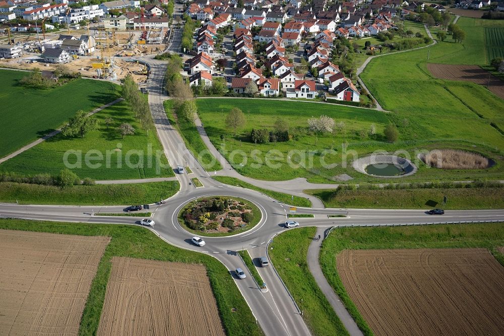 Aerial image Rutesheim - Traffic management of the roundabout road in Rutesheim in the state Baden-Wuerttemberg