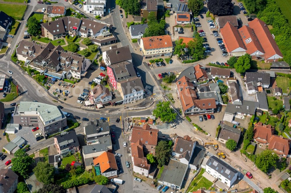 Bochum from the bird's eye view: Traffic management of the roundabout road of Schuetzenstrasse, Am The and Im Kattenhagen in the district Wattenscheid in Bochum in the state North Rhine-Westphalia, Germany