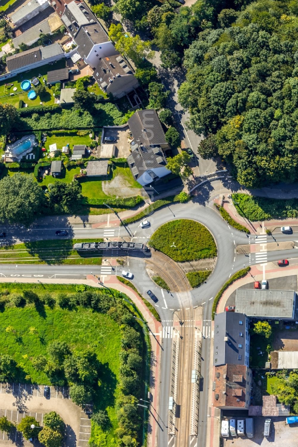 Aerial image Herne - Traffic management of the roundabout road with einer Strassenbahnlinie along the Magdeburger Str. in Herne in the state North Rhine-Westphalia, Germany