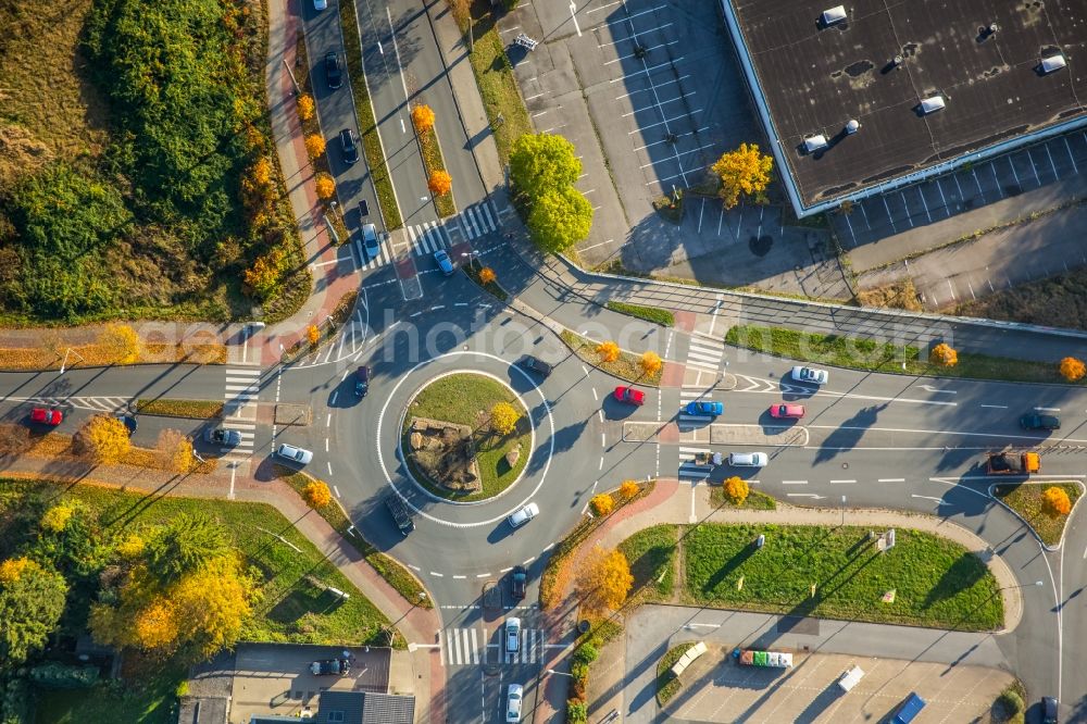 Hamm from the bird's eye view: Traffic management of the roundabout road Warendorfer Strasse - Sachsenring in Hamm in the state North Rhine-Westphalia