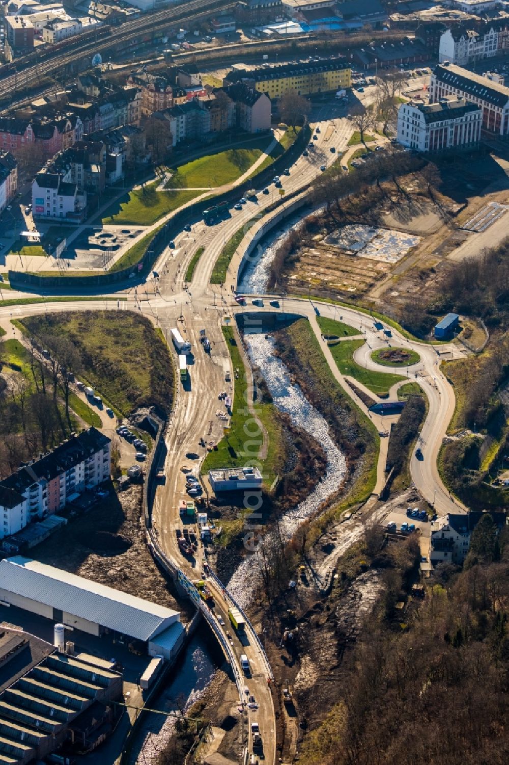 Aerial photograph Hagen - Traffic management of the roundabout road on Wehringhauser Strasse in Hagen in the state North Rhine-Westphalia, Germany