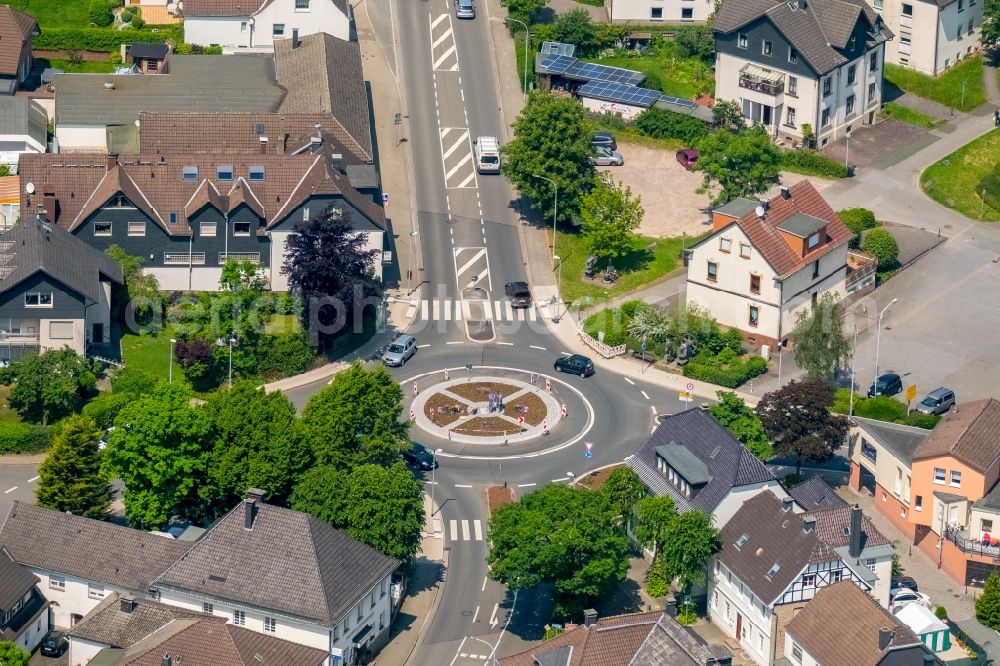 Breckerfeld from the bird's eye view: Traffic management of the roundabout road Westring - Frankfurter Strasse - Prioreier Strasse in Breckerfeld in the state North Rhine-Westphalia, Germany