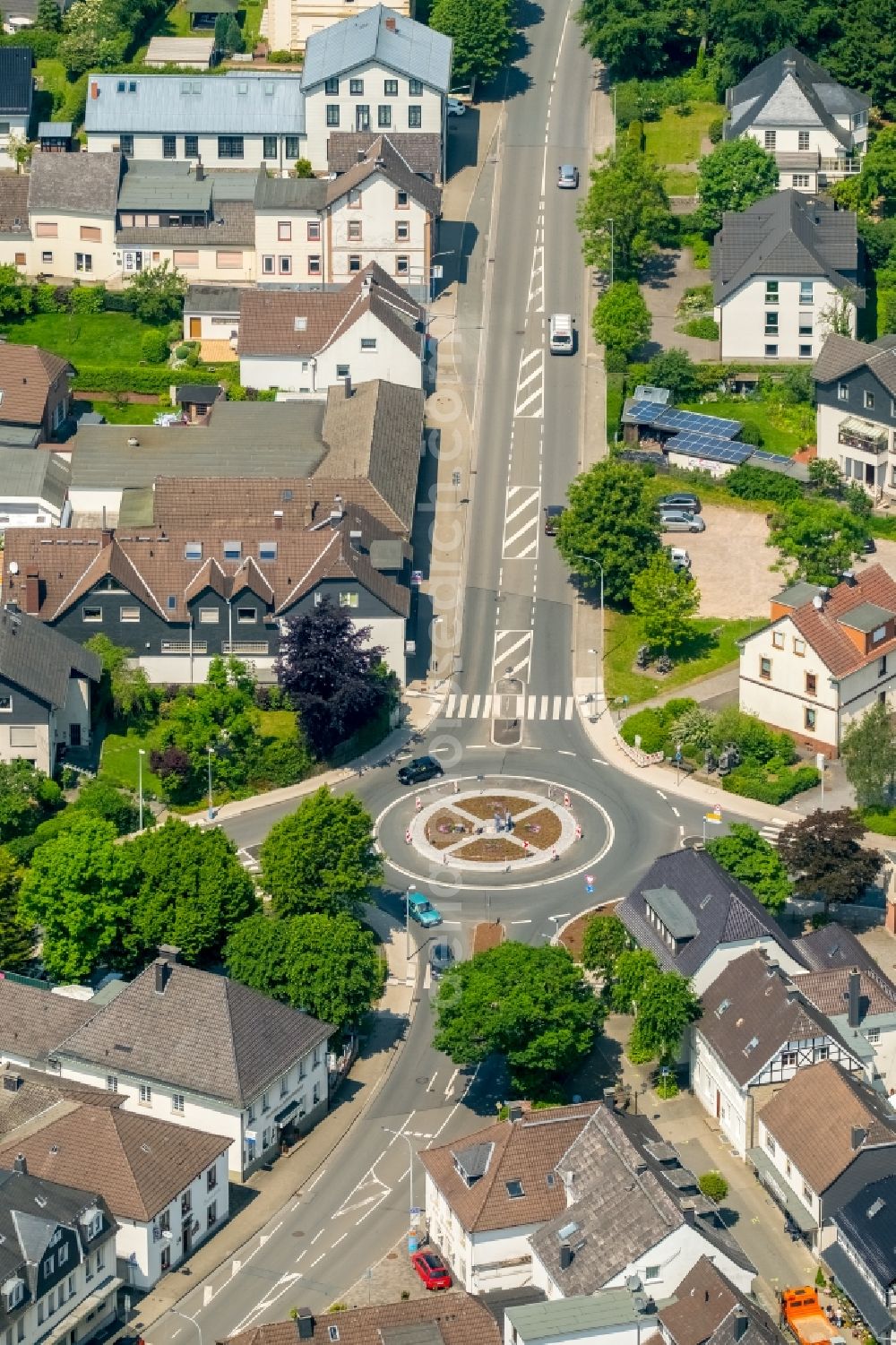 Breckerfeld from above - Traffic management of the roundabout road Westring - Frankfurter Strasse - Prioreier Strasse in Breckerfeld in the state North Rhine-Westphalia, Germany