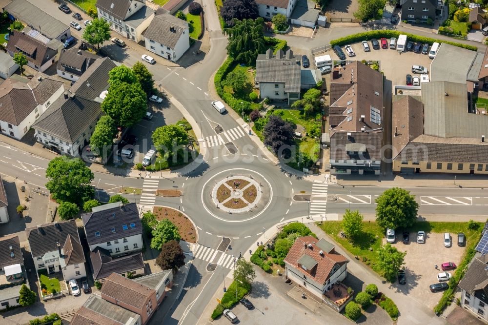 Breckerfeld from the bird's eye view: Traffic management of the roundabout road Westring - Frankfurter Strasse - Prioreier Strasse in Breckerfeld in the state North Rhine-Westphalia, Germany