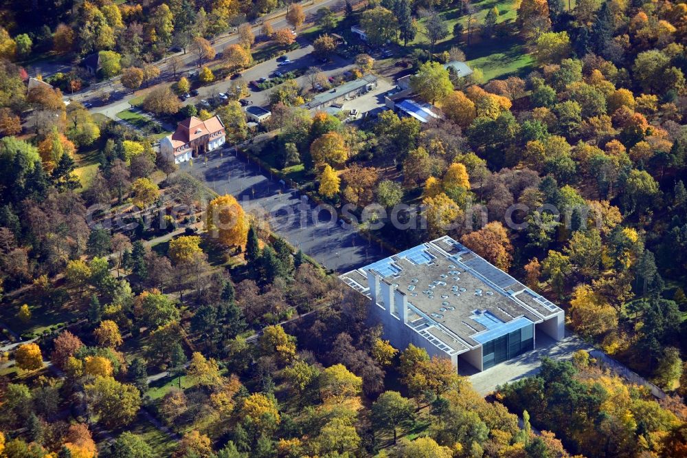 Aerial image Berlin - View of the crematorium Baumschulenweg in Berlin. The crematorium Berlin-Baumschulenweg is a cremation facility with a sacred building