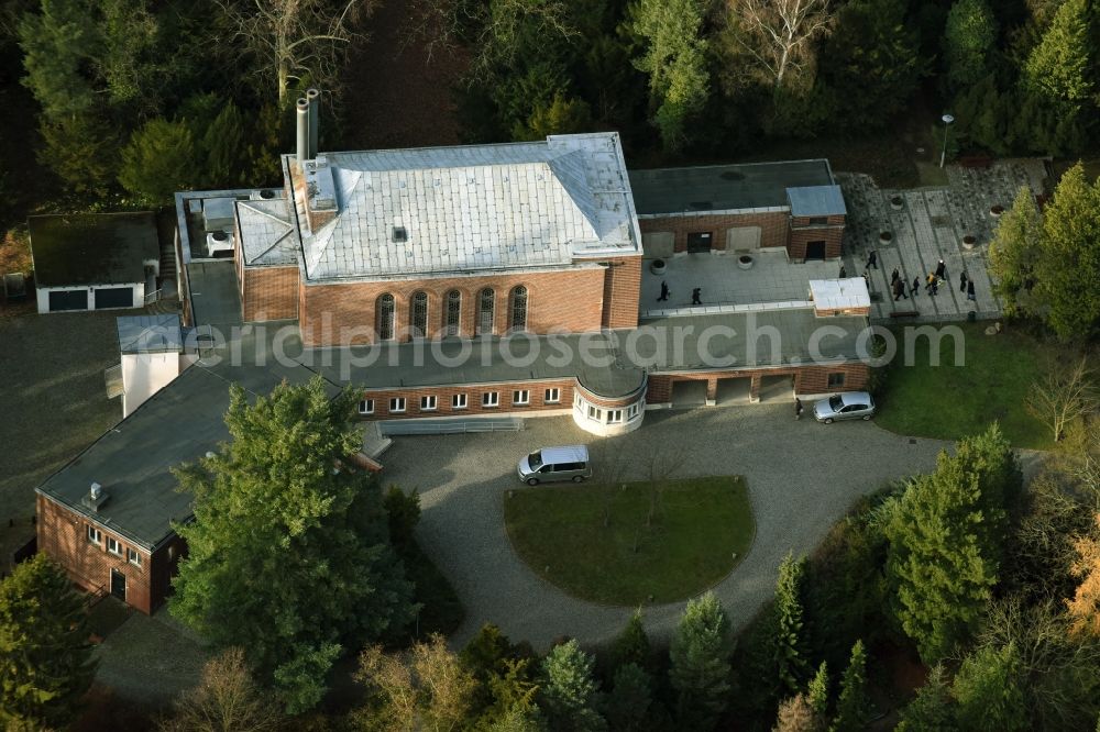 Aerial image Frankfurt (Oder) - Crematory and funeral hall for burial in the grounds of the cemetery in Frankfurt (Oder) in the state Brandenburg