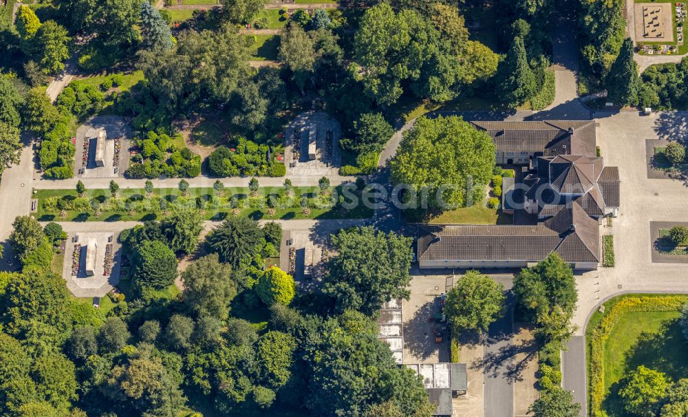 Herne from above - Crematory and funeral hall for burial in the grounds of the cemetery Suedfriedhof in Herne at Ruhrgebiet in the state North Rhine-Westphalia, Germany