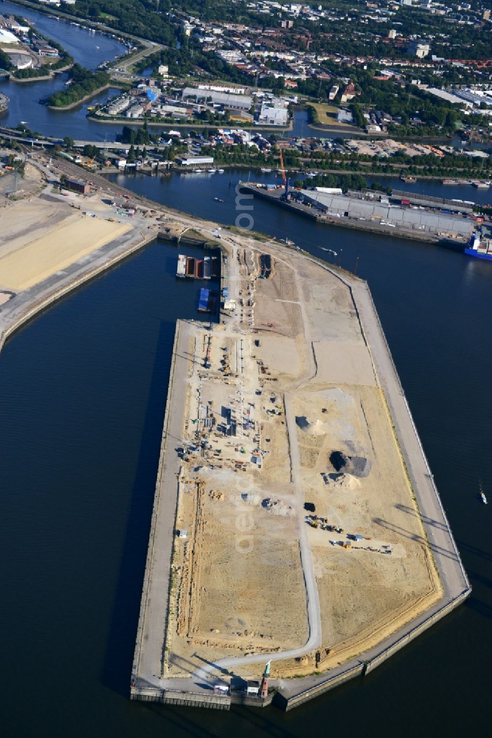 Aerial image Hamburg - Cruise Terminal in Hamburg-Mitte / Steinwerder. A project of the Hamburg Port Authority HPA