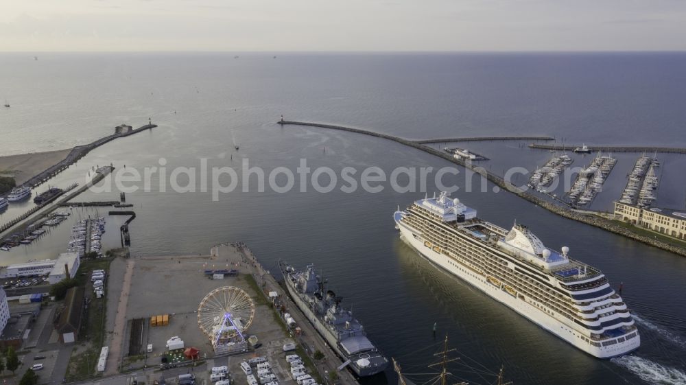 Rostock from the bird's eye view: Cruise and passenger ship Seven Seas Explorer in the district Hohe Duene in Rostock in the state Mecklenburg - Western Pomerania, Germany