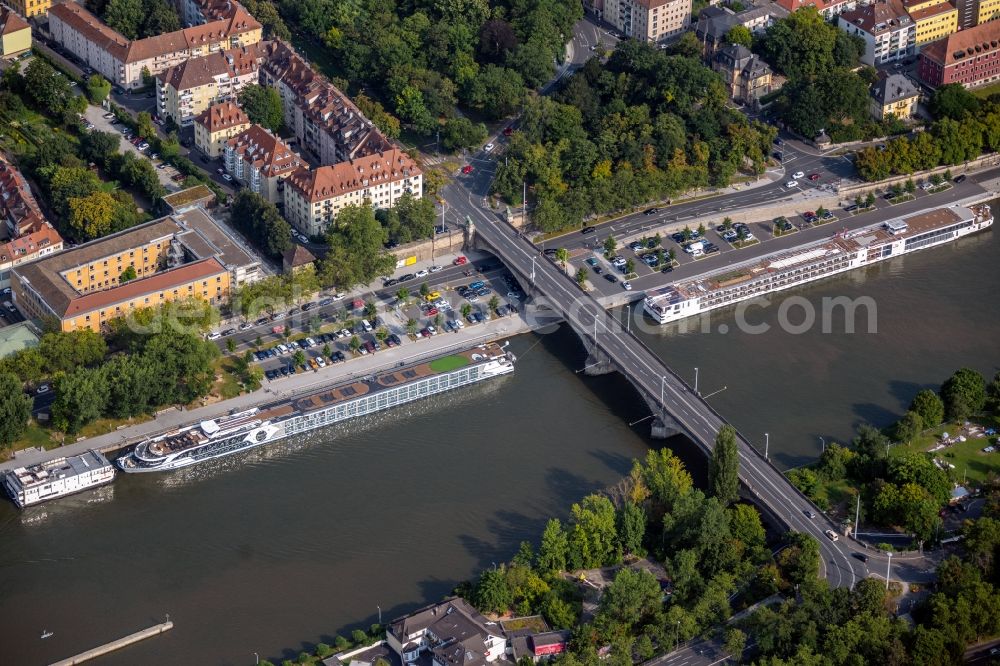 Aerial photograph Würzburg - Cruise passenger ship WILLIAM WORDSWORTH on the Main in the district Altstadt in Wuerzburg in the state Bavaria, Germany