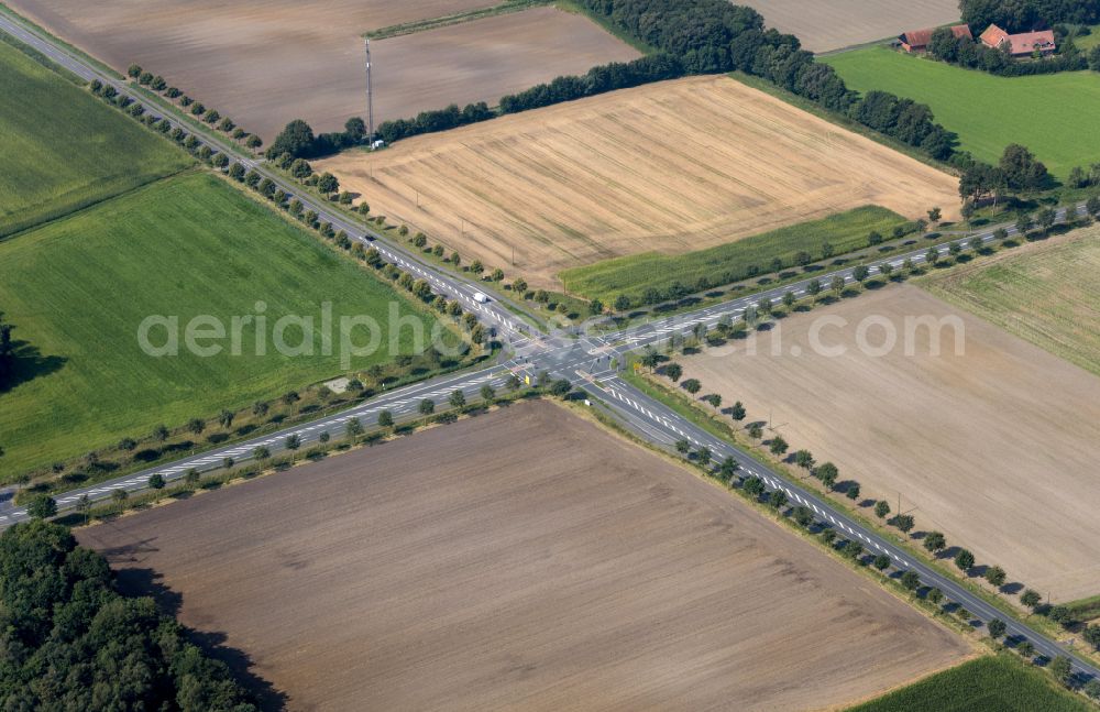 Ochtrup from above - Road over the crossroads of Bundesstrassen B70 and B54 on street Dorfstrasse in Ochtrup in the state North Rhine-Westphalia, Germany