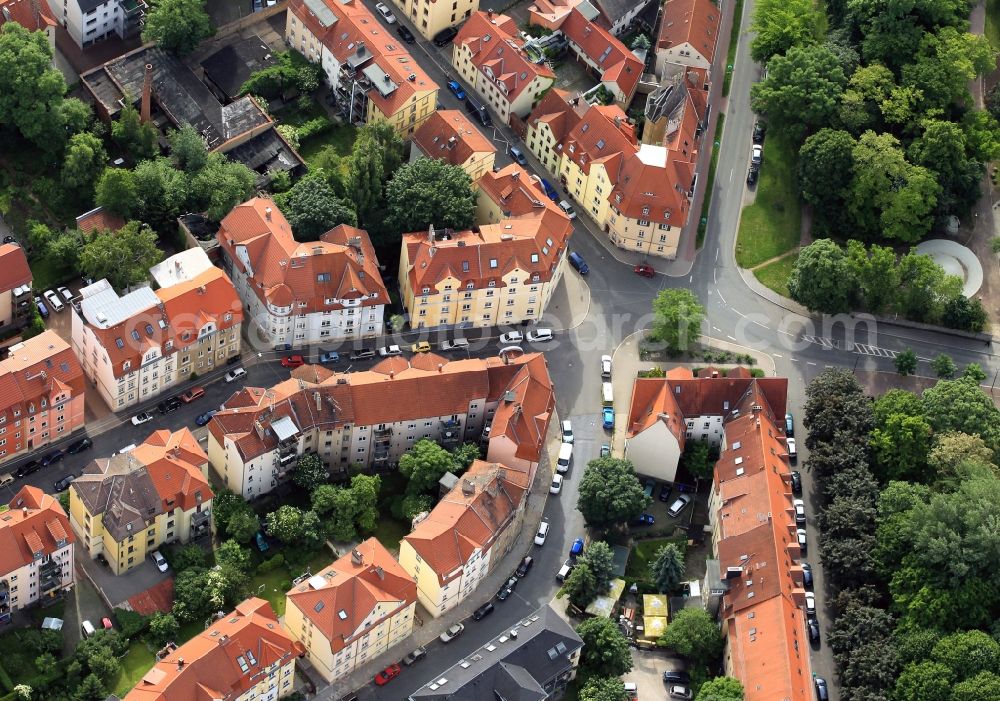 Aerial image Weimar - On Weimarhallenpark is the residential area with the intersection of the road Falk and Friedrich Naumann street in Weimar in Thuringia. At the junction take the Doellstadtstrasse and Asbachstrasse each other