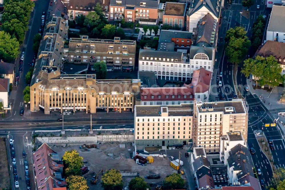 Aerial image Freiburg im Breisgau - Road over the crossroads Habsburgerstrasse corner Leopoldring in Freiburg im Breisgau in the state Baden-Wurttemberg, Germany