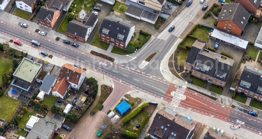 Bottrop from above - Road over the crossroads of Schneiofstrasse - Karl-Rahner-Strasse - Schmiedestrasse in the district Grafenwald in Bottrop at Ruhrgebiet in the state North Rhine-Westphalia, Germany