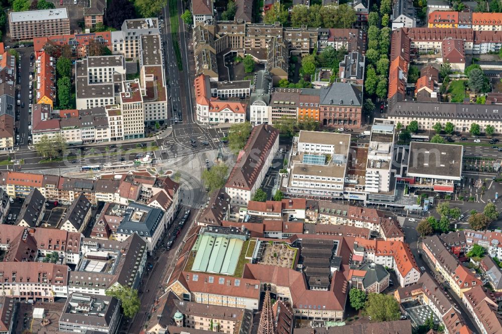 Aerial image Freiburg im Breisgau - Road over the crossroads on Siegesdenkmal in Freiburg im Breisgau in the state Baden-Wurttemberg, Germany