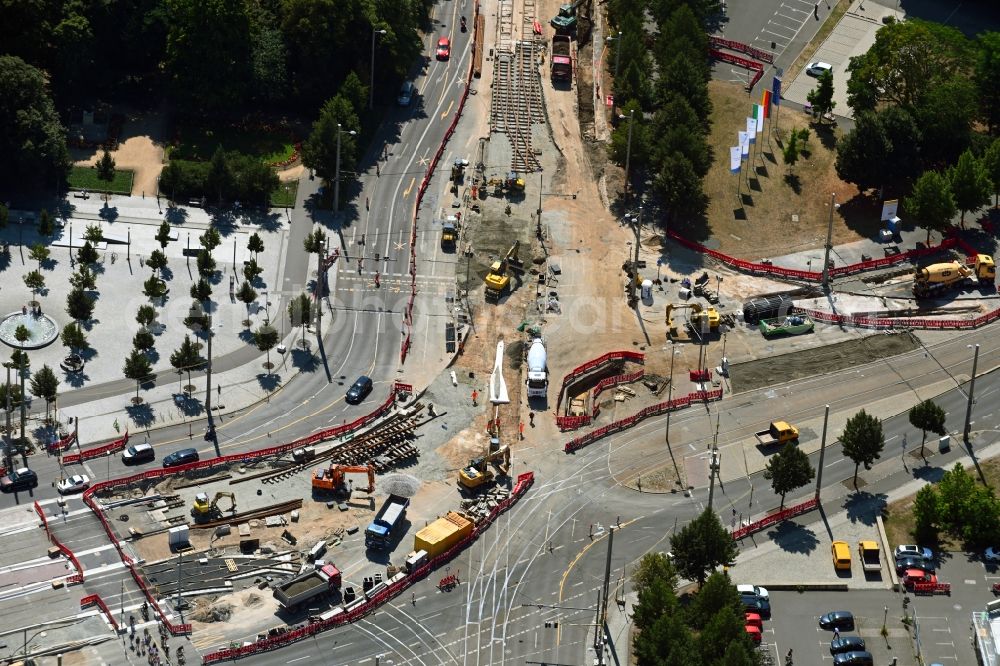 Leipzig from above - Construction site to remodel the course of the intersection Goerdelerring - Troendlinring - Elstermuehlgraben in the district Mitte in Leipzig in the state Saxony, Germany