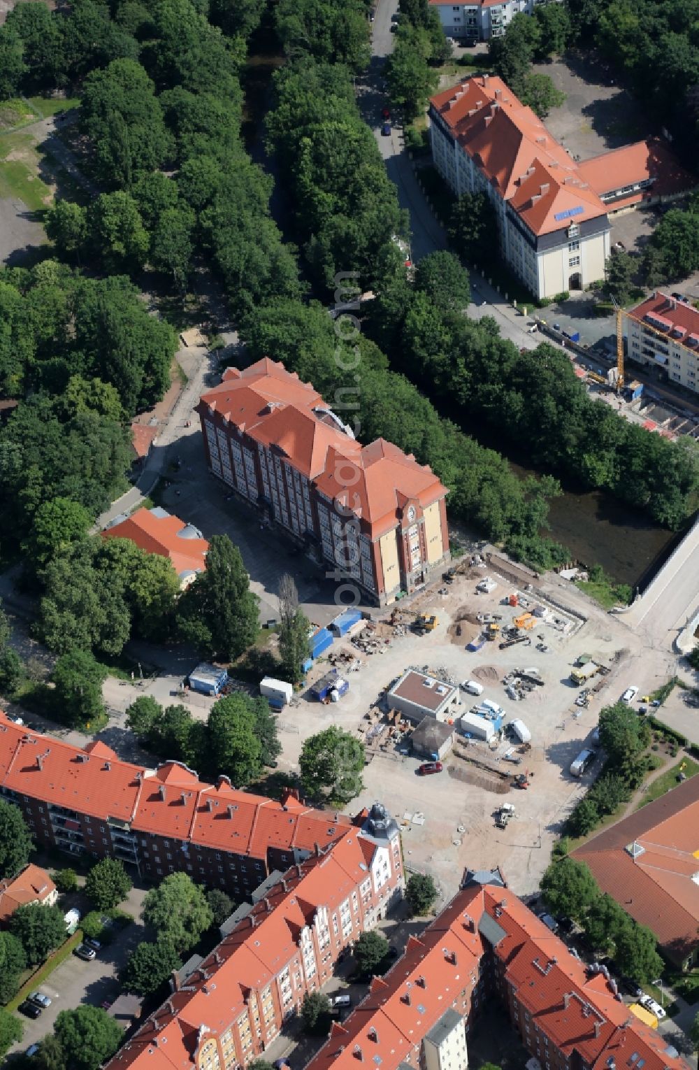 Erfurt from above - Construction site to remodel the course of the intersection Karlstrasse corner Adalbertstrasse in the district Andreasvorstadt in Erfurt in the state Thuringia, Germany