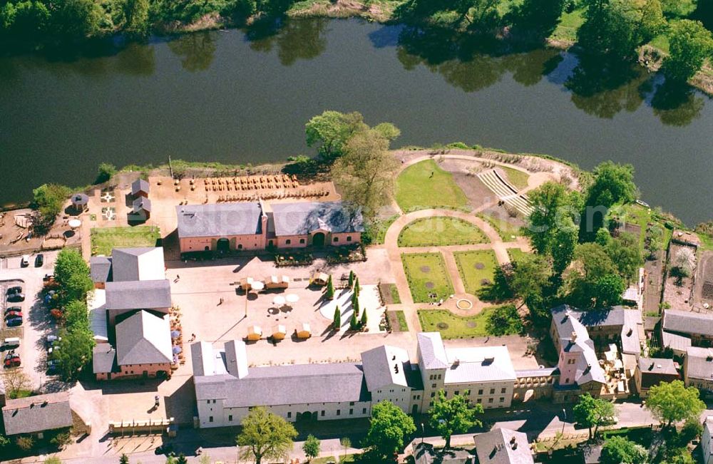 Potsdam / Brandenburg from above - Krongut Bornstedt in Potsdam (ehem. Kaiserliches Mustergut Friedrich III.) Datum: 05.05.03 Krongut Bornstedt Parkgesellschaft mbH Ribbeckstr. 6-7 14469 Potsdam 01805-5766488 (0,12 EURO/ Min. aus dem Netz der Dt. Telekom) info@krongut-bornstedt.de