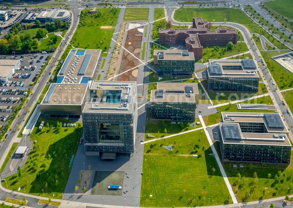 Aerial photograph Essen - The Krupp-Guertel is an urban project, at the Altendorfer street corner Berthold-Beitz-Boulevard in the district Westviertel in Essen in the state North Rhine-Westphalia. The new buildings of ThyssenKrupp Headquarters were erected on the largely untapped area of the former Kruppschen Gussstahlfabrik and are currently the headquarters of ThyssenKrupp AG