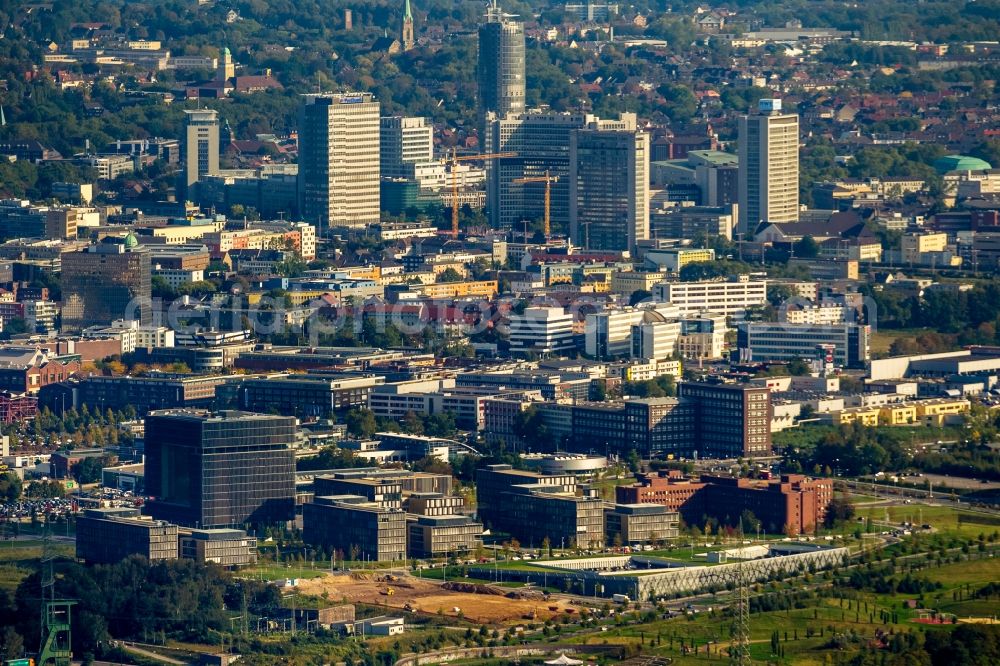 Essen from the bird's eye view: The Krupp-Guertel is an urban project, at the Altendorfer street corner Berthold-Beitz-Boulevard in the district Westviertel in Essen in the state North Rhine-Westphalia. The new buildings were erected on the largely untapped area of the former Kruppschen Gussstahlfabrik and are currently the headquarters of ThyssenKrupp AG