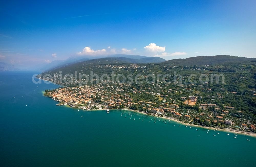 Aerial photograph Torri del Benaco - Townscape of Torri del Benaco in Veneto at the Garda sea, Italy