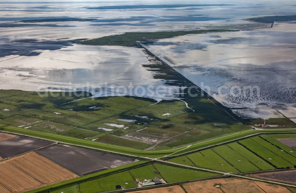 Aerial image Dagebüll - Coastline with dike protection strips in Dagebuell North Friesland in the state Schleswig-Holstein, Germany