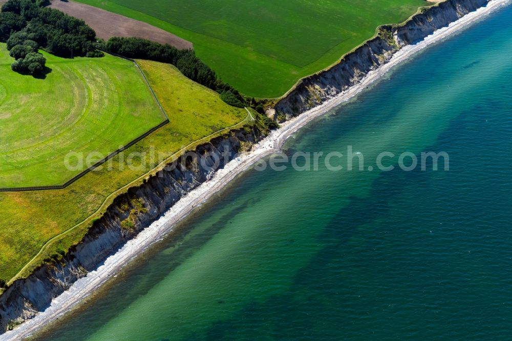 Aerial photograph Schwedeneck - Coastal landscape on the sandy Baltic Sea beach near Schwedeneck in the state Schleswig-Holstein, Germany