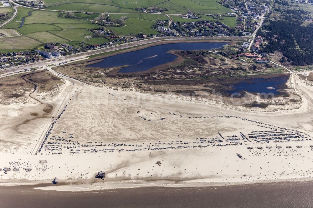 Aerial image Sankt Peter-Ording - Coastline on the sandy beach of Badestelle Ording Nord in the district Sankt Peter-Ording in Sankt Peter-Ording in the state Schleswig-Holstein