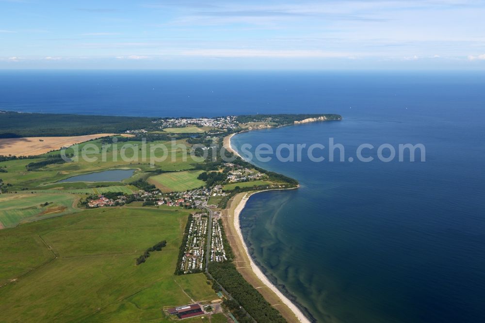 Middelhagen from the bird's eye view: Coastline on the sandy beach campsite in the district Lobbe in Middelhagen in the state Mecklenburg - Western Pomerania