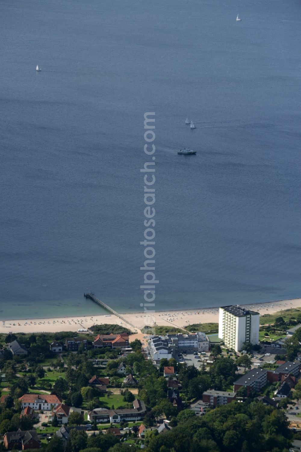 Neustadt in Holstein from above - Coastline on the sandy beach of the Baltic Sea in Neustadt in Holstein in the state Schleswig-Holstein