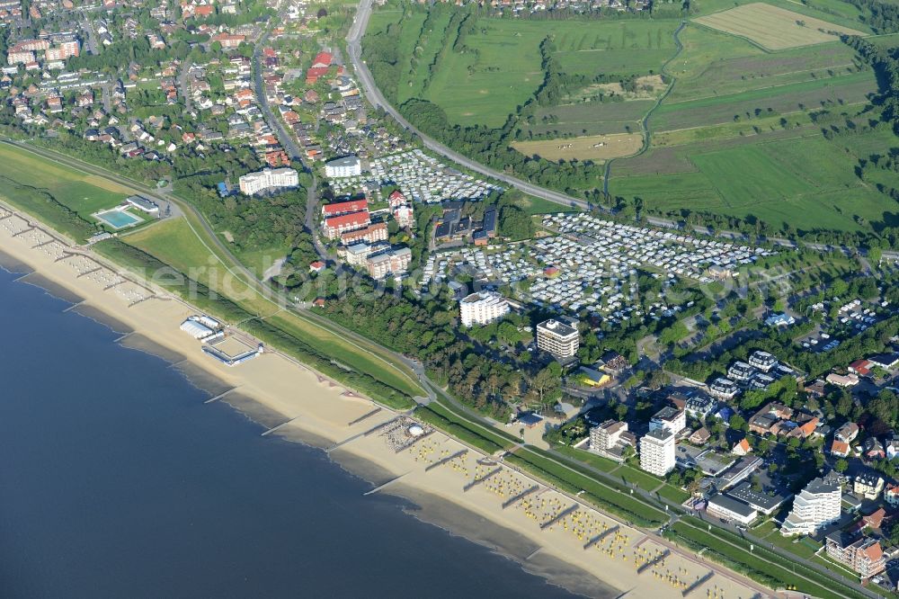 Aerial image Cuxhaven - Coastline on the sandy beach of Nordsee in Duhnen in the state Lower Saxony