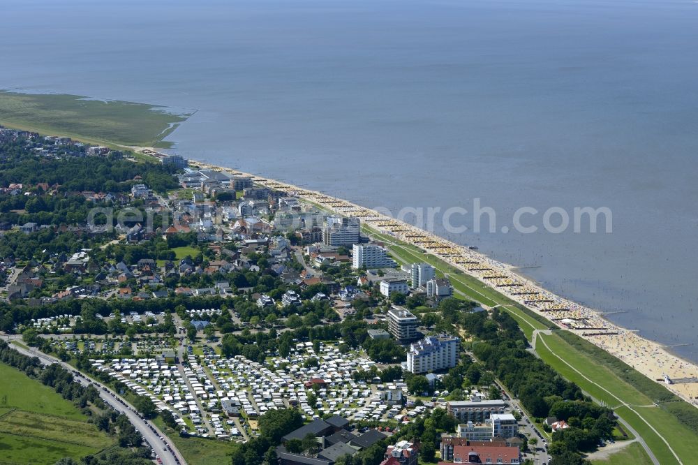 Aerial image Cuxhaven - Coastline on the sandy beach of Nordsee in Duhnen in the state Lower Saxony