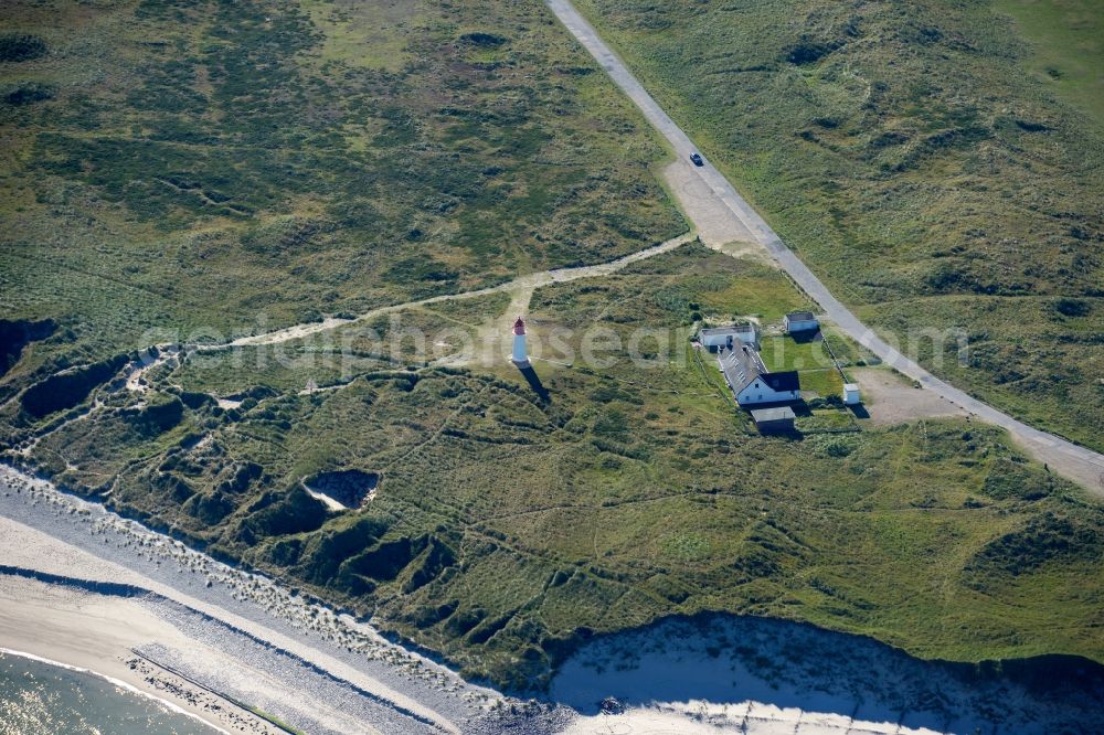 Aerial image List - Coastline on the sandy beach of North sea island Sylt in List in the state Schleswig-Holstein