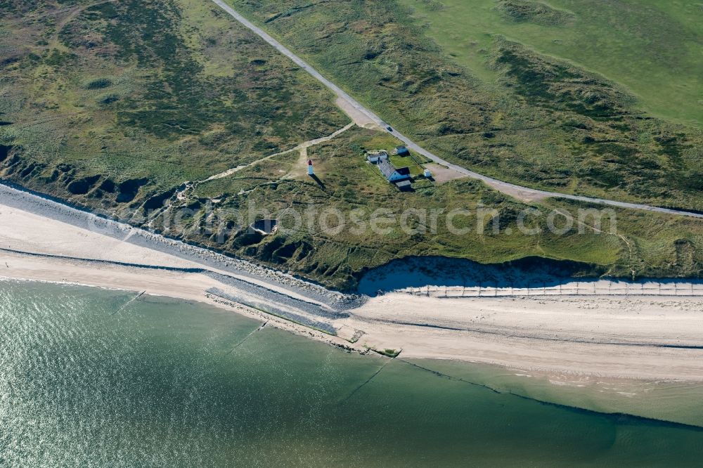 Aerial photograph List - Coastline on the sandy beach of North sea island Sylt in List in the state Schleswig-Holstein