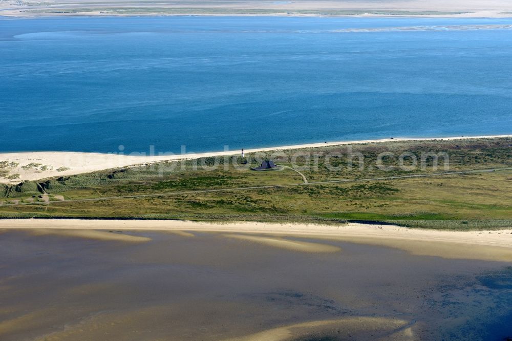 Aerial image List - Coastline on the sandy beach of North sea island Sylt in List in the state Schleswig-Holstein