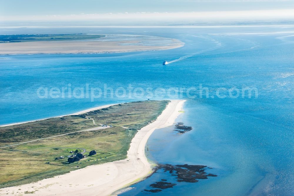 Aerial photograph List - Coastline on the sandy beach of North sea island Sylt in List in the state Schleswig-Holstein