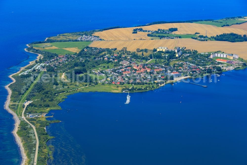 Dranske from the bird's eye view: Coastline on the sandy beach of Baltic Sea in Dranske in the state Mecklenburg - Western Pomerania, Germany