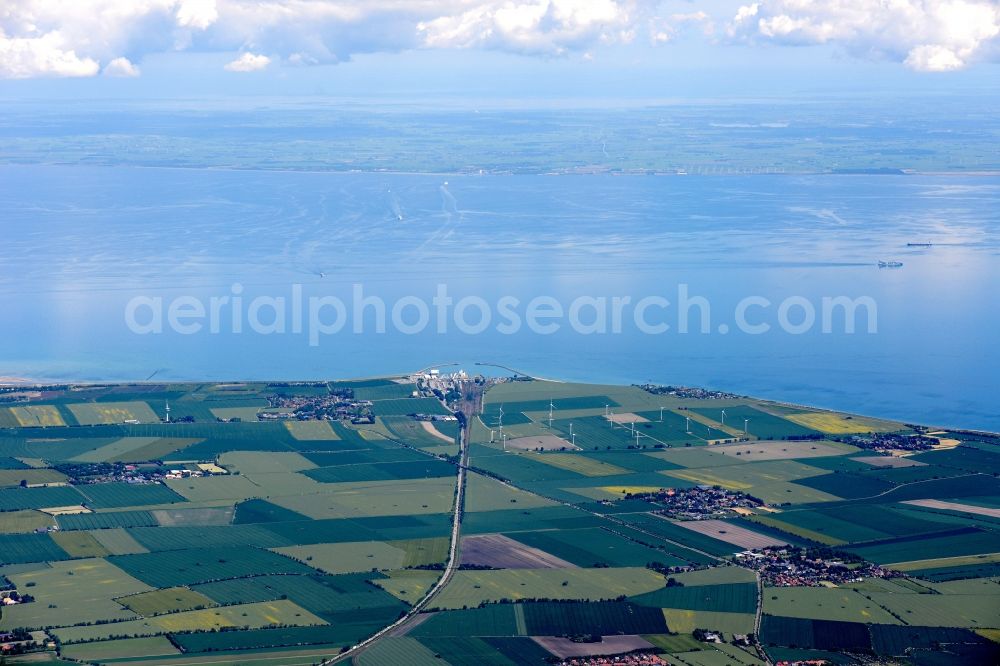 Aerial photograph Fehmarn - Coastline on the sandy beach of Baltic Sea in Fehmarn in the state Schleswig-Holstein