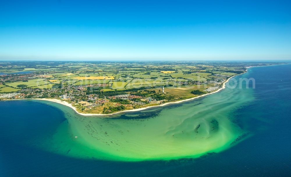 Aerial image Neustadt in Holstein - Coastline on the sandy beach of Baltic sea in Neustadt in Holstein in the state Schleswig-Holstein