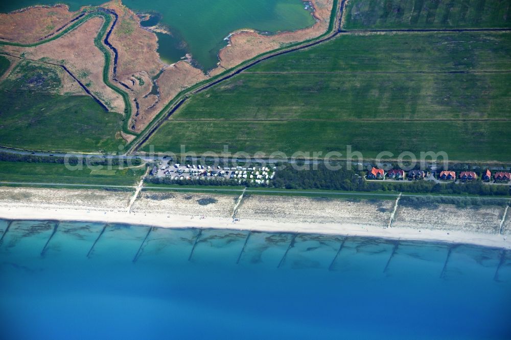 Aerial image Dierhagen - Coastline on the sandy beach of Baltic Sea in the district Dierhagen Ost in Dierhagen in the state Mecklenburg - Western Pomerania