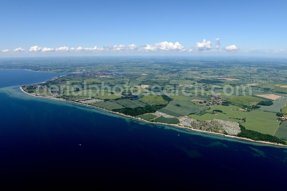 Aerial photograph Schashagen - Coastline on the sandy beach of the baltic sea and nearby camping areas in Schashagen in the state Schleswig-Holstein