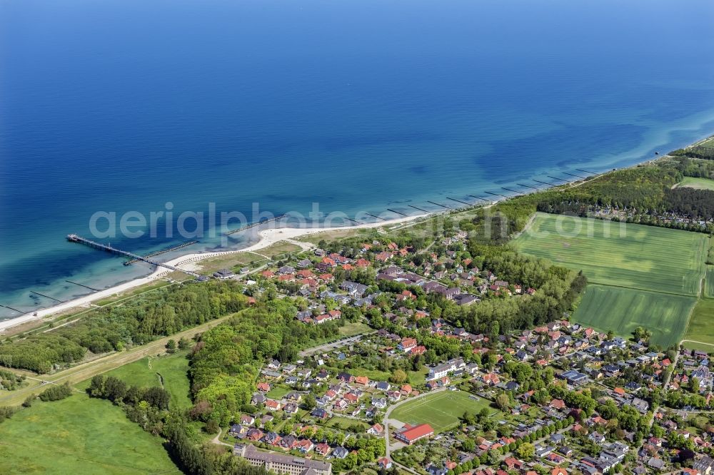 Wustrow from above - Coastline on the sandy beach of Baltic Sea in Wustrow in the state Mecklenburg - Western Pomerania, Germany