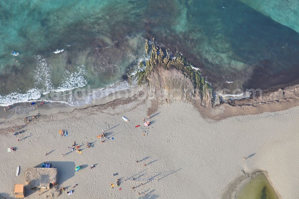 Aerial photograph Santa Margalida - Coastline on the sandy beach of Son Serra de arina in Santa Margalida in Bay of Alcudia in Mallorca in Balearic Islands, Spain