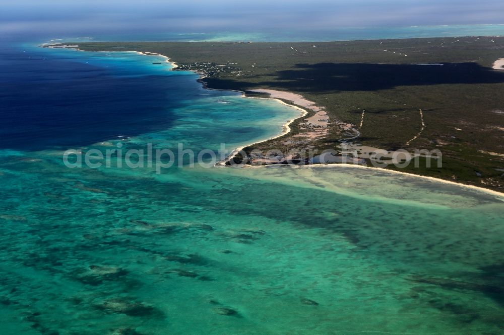 Aerial photograph Cave Cay - Coastal Caribbean Pacific islands on the edge of the North Atlantic Ocean in Cave Cay Iceland, Bahamas