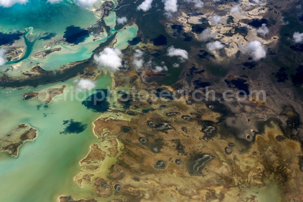 Aerial image Karibische Inseln - Coastal Caribbean Pacific islands on the edge of the North Atlantic Ocean in Ragged Iceland, Bahamas